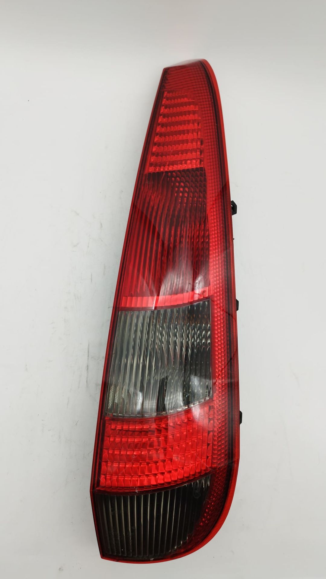 Arka Stop Lambası Sağ Orjinal (5 KAPI) | Ford Fiesta 2002-2006