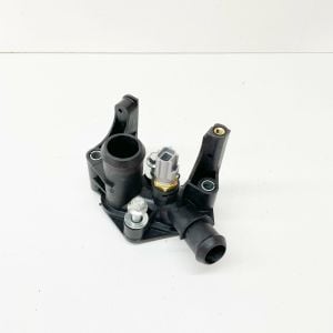 Termostat Gövdesi (Su Cıkış Konnektörü) Orjinal | Ford Focus 2005-2011 Benzinli